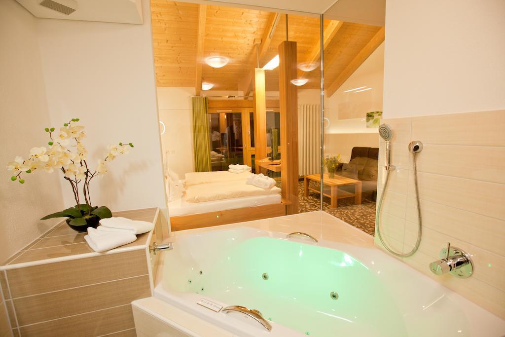 Hotel Und Appartementhof Waldeck Bad Fussing Ngoại thất bức ảnh