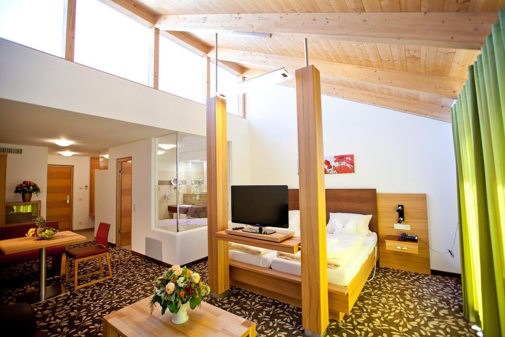 Hotel Und Appartementhof Waldeck Bad Fussing Ngoại thất bức ảnh