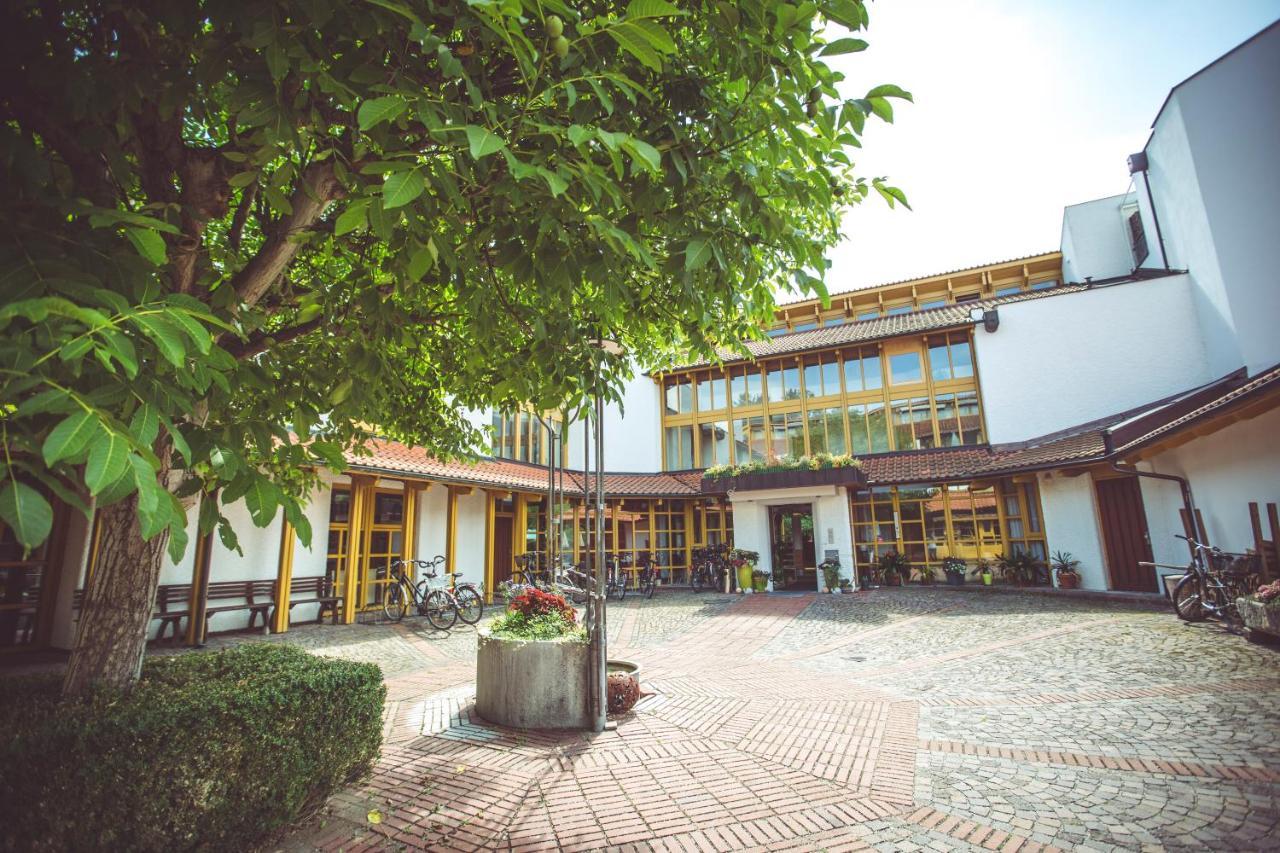 Hotel Und Appartementhof Waldeck Bad Fussing Ngoại thất bức ảnh